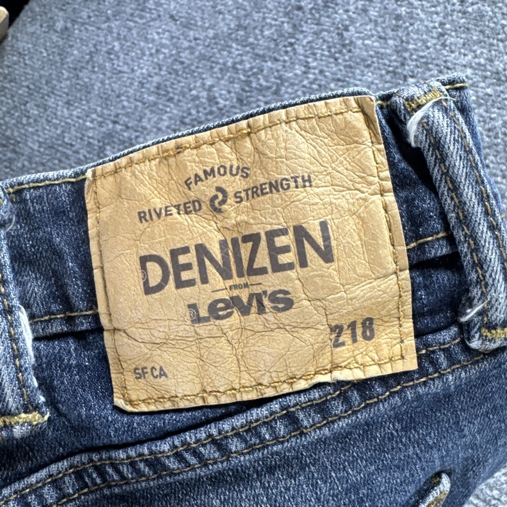 Men's Denizen from Levi's 218 Straight Distressed Blue Denim Jeans 38x 30 - Picture 8 of 13